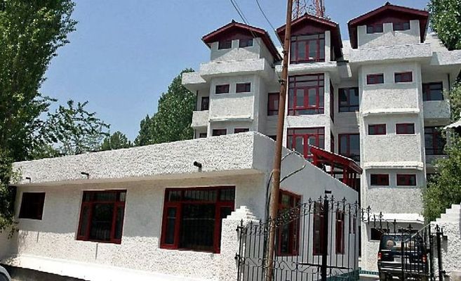 Hotel Sadaf Srinagar